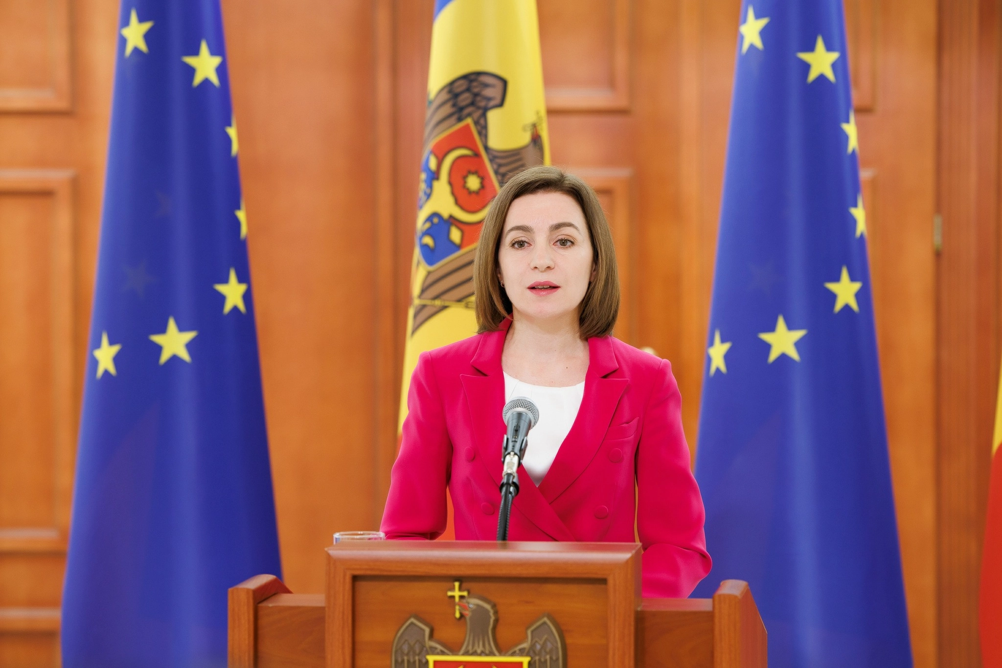 Președintele Maia Sandu: „Decizia de a deschide negocierile pentru aderarea R. Moldova la UE este victoria noastră a tuturor”