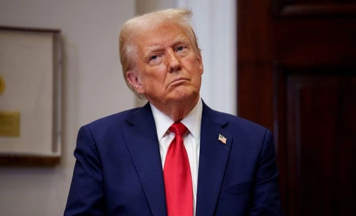 Un judecător american anulează concedierile în masă ordonate de Trump