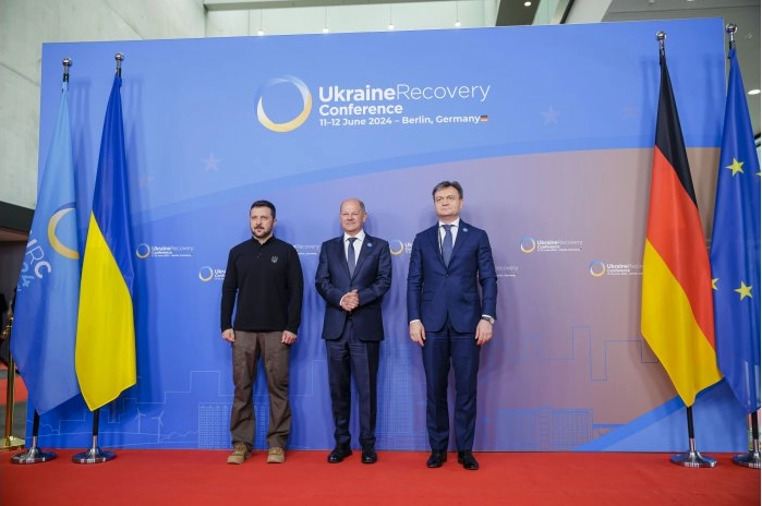 Prim-ministrul Dorin Recean, la Conferința pentru Reconstrucția Ucrainei: „R. Moldova este pregătită să devină un centru strategic esențial pentru reconstrucția țării vecine”