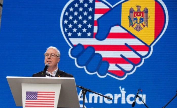 SUA, Canada și Marea Britanie avertizează despre tentativele Rusiei de a influența alegerile prezidențiale din R. Moldova. Dorin Recean: „Încercările Kremlinului vor fi zădărnicite”