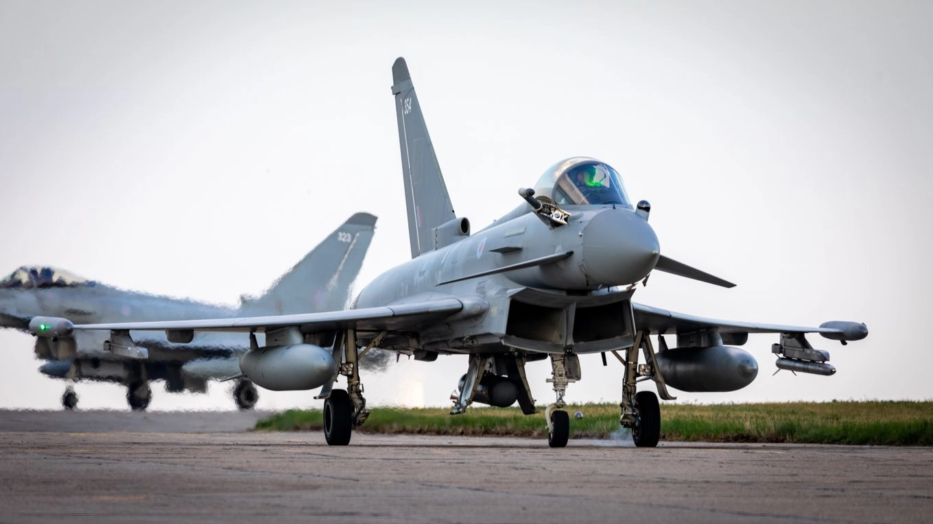 Germania trimite patru avioane de luptă Eurofighter în România pentru a susţine misiunea de poliţie aeriană a NATO