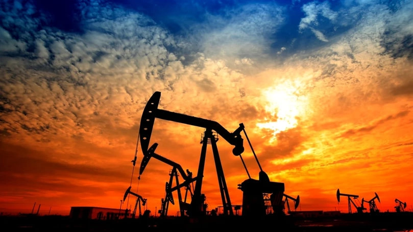 Analişti: Preţurile petrolului ar putea scădea la 40 de dolari pe baril în 2025