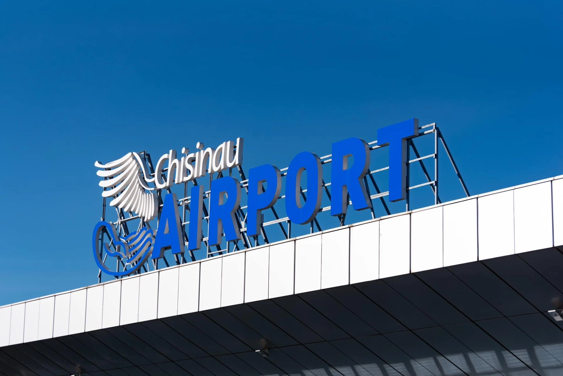 Republica Moldova devine jucător regional pe segmentul aviatic. Vladimir Bolea detaliază planurile de modernizare a aeroportului Chișinău