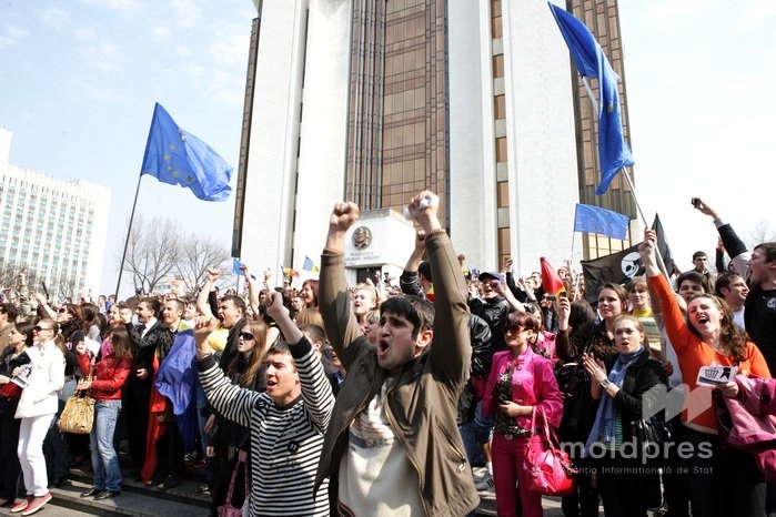 17 ani de la 7 aprilie 2009: Protestele care au schimbat vectorul de dezvoltare al țării, încă pline de necunoscute