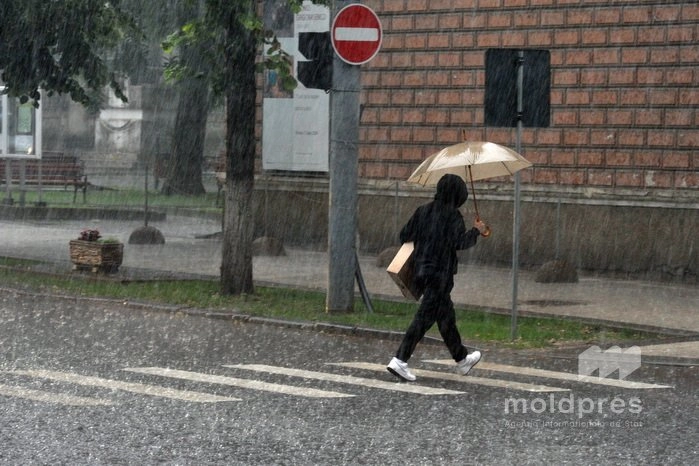 Meteorologii au emis Cod galben de instabilitate atmosferică