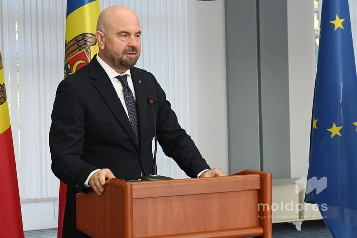 Vicepremierul Vladimir Bolea: „Angajații CFM își primesc lunar salariile, iar restanțele pentru lunile anterioare s-au redus”
