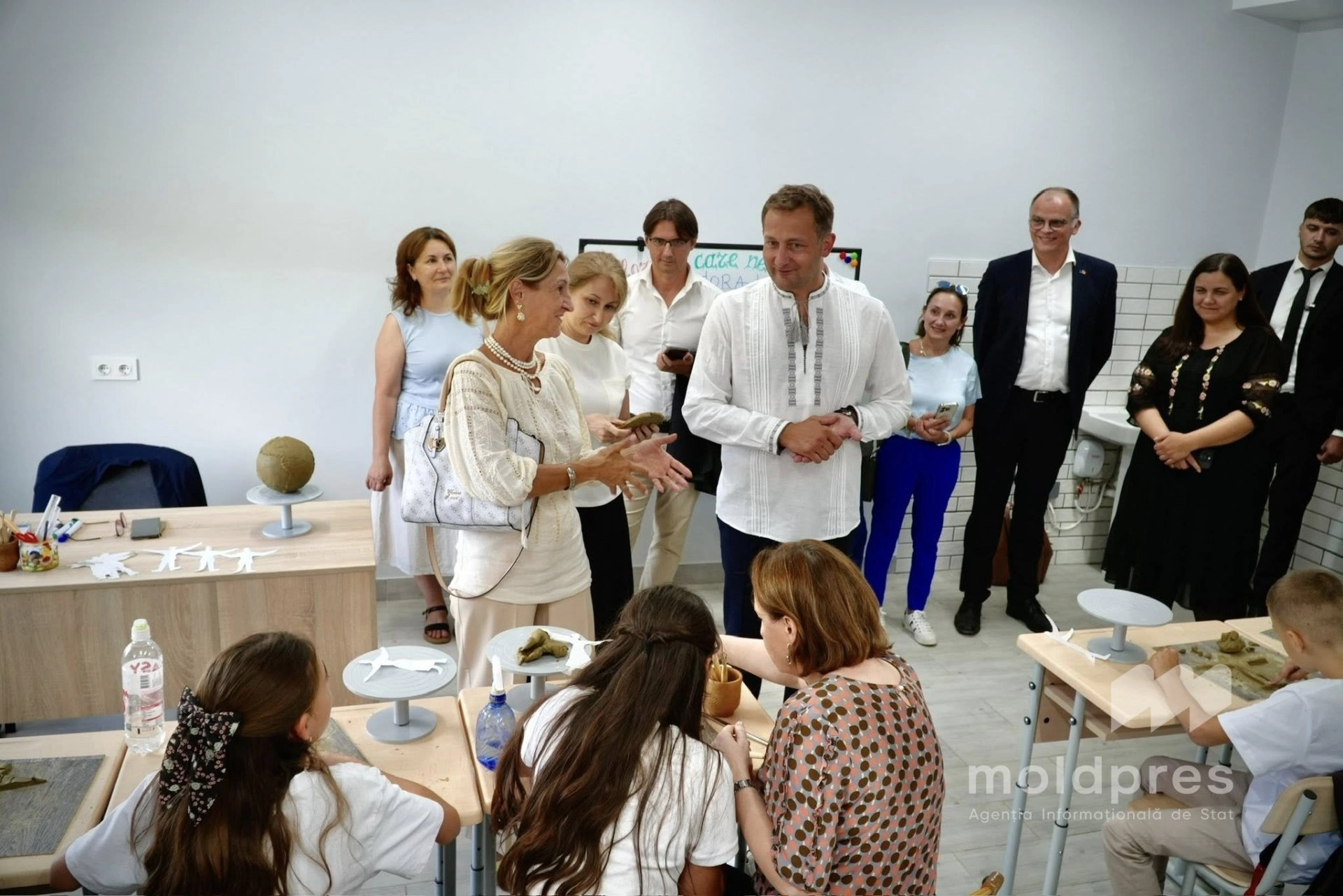  O zi prin Moldova alături de comisarul Christophe Hansen: „Aveți un potențial uriaș, iar UE este aici pentru a vă sprijini”