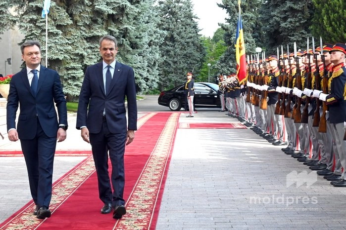 Premierul Greciei și-a început vizita în Republica Moldova