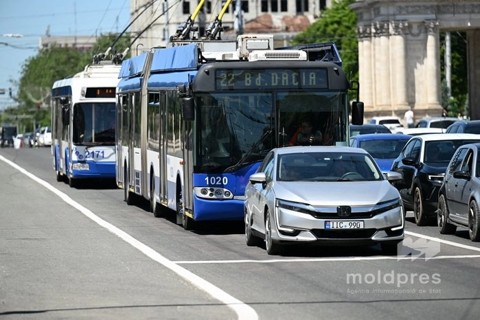 Publicat în Monitorul Oficial. Înmatricularea vehiculelor cu defecțiuni periculoase sau cu inspecția tehnică expirată va fi suspendată automat