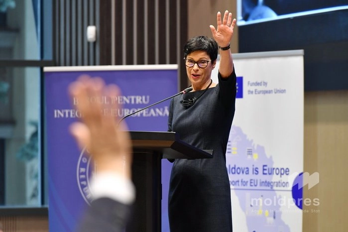 Marta Kos: „Voi ați câștigat în lupta cu Rusia. Kremlinul a cheltuit de la trei la patru sute de milioane de euro pentru a vă îndepărta”