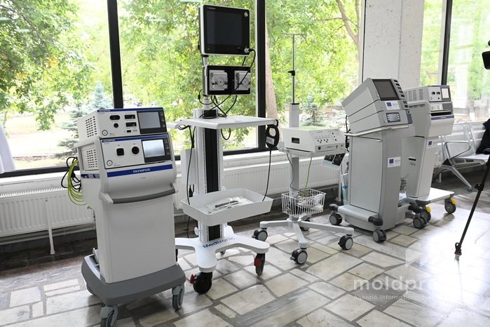  Institutul Oncologic a primit o donație de echipamente moderne din partea UE și OMS. Secretara de stat, Angela Paraschiv: „Prin acest gest oferim o nouă șansă la viață pentru mii de pacienți din țara noastră”