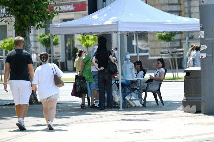 Vremea caniculară se menține miercuri. Maxime de până la +36 de grade Celsius, prognozate de meteorologi