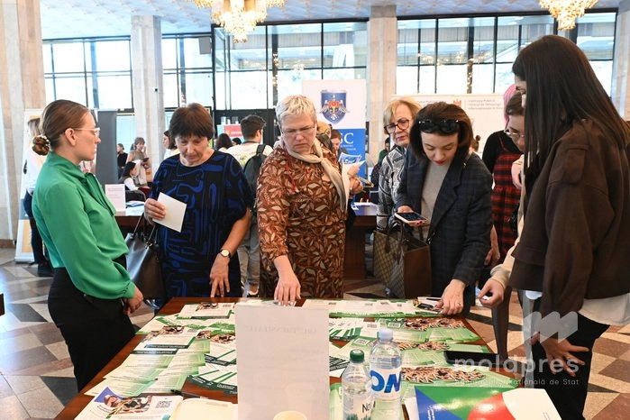 Târgul locurilor de muncă, desfășurat în capitală. Peste 2 000 de posturi vacante sunt propuse de 50 de angajatori din întreaga țară