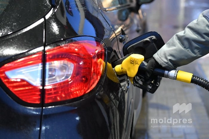 Prima ieftinire a motorinei de la declanșarea conflictului din Orientul Mijlociu. Prețurile stabilite de ANRE pentru marți