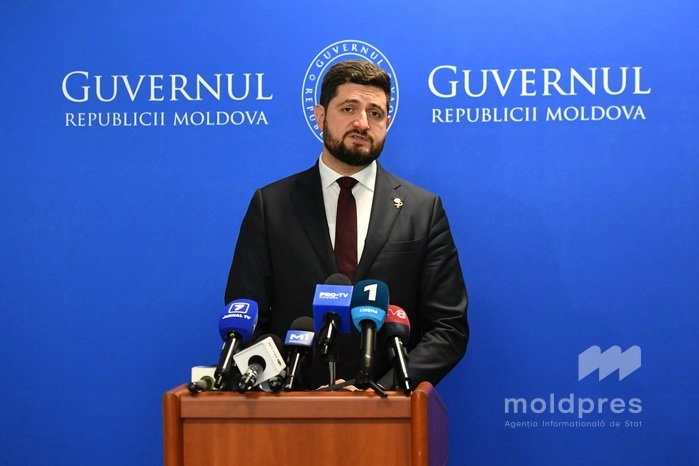 Ministrul Energiei, Dorin Junghietu: „Statul nu este interesat să preia rețeaua de benzinării Lukoil, care va putea activa legal pâna în primăvara anului 2026”