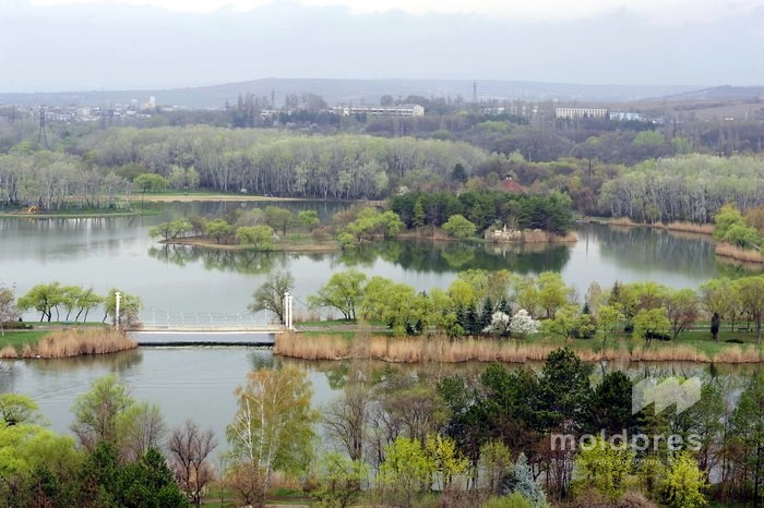 Cer variabil și maxime de până la +17 grade Celsius, prognozate pentru miercuri